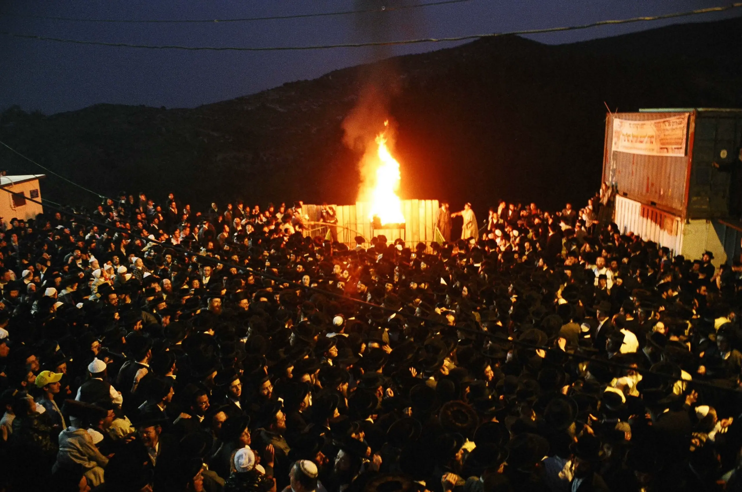 תמונה המייצגת את הפוסט: מי אתם שתדברו נגד 300 אלף איש